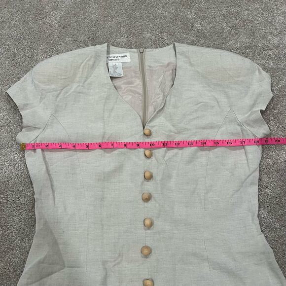 Vintage Women's Jones New York Tan Linen Sheath Dress Button Detail Size 8 - Picture 7 of 7